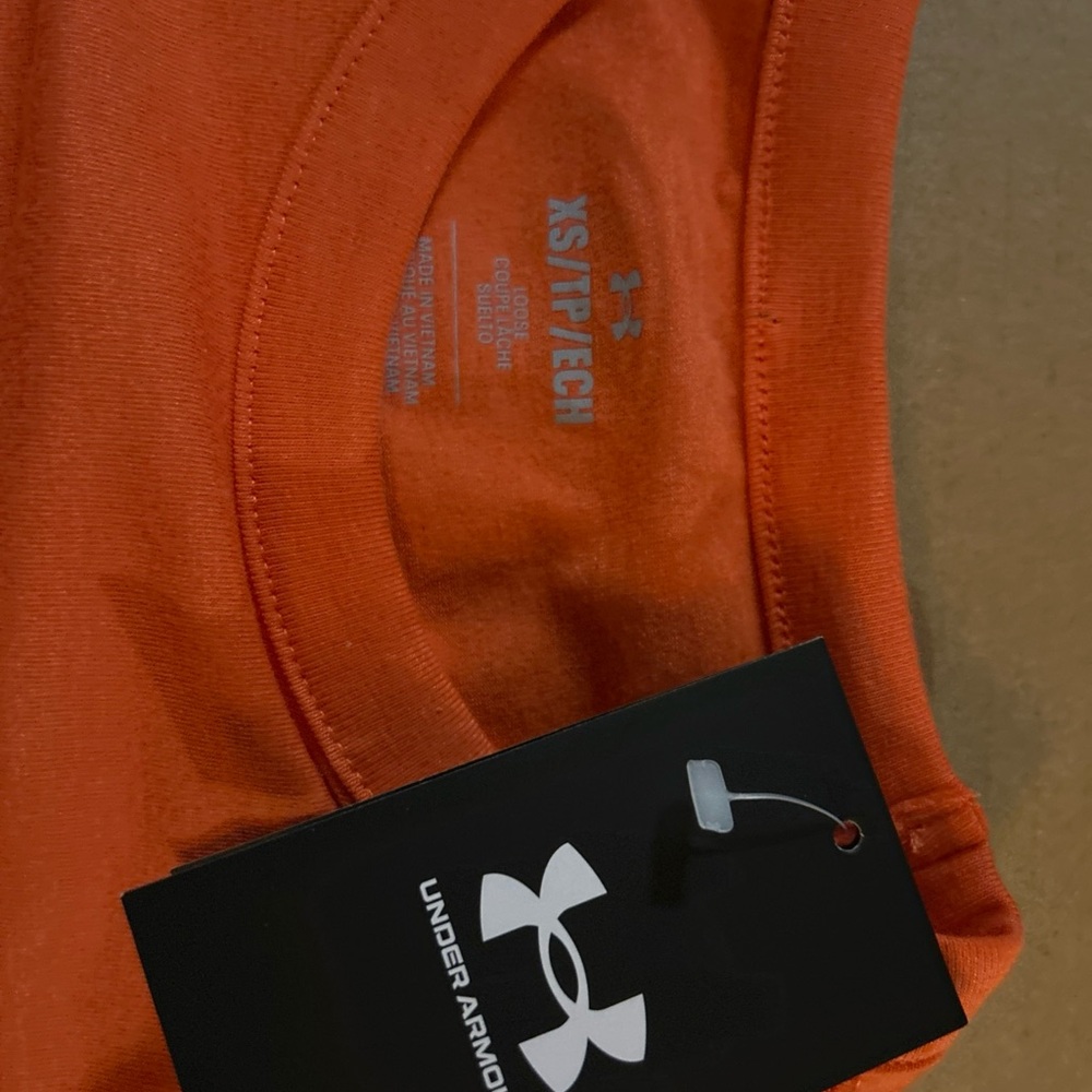 Under Armour Men's Orange T-Shirt - Picture 3 of 3